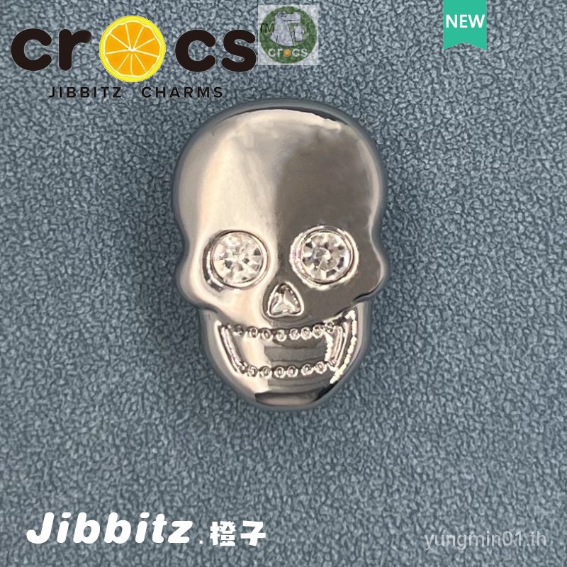 Crocs jibbitz Charms ใหม่ บักเกิลรูรองเท้า โลหะ DIY อุปกรณ์เสริม สําหรับตกแต่งรองเท้า 2023