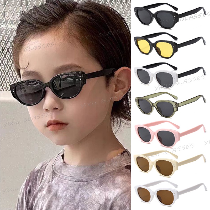 แว่นตากันแดด กรอบสีดํา ป้องกันรังสียูวี สไตล์วินเทจ สําหรับเด็กผู้ชาย และเด็กผู้หญิง