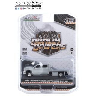 เตียงฟางคู่ สีเขียว 1: 64 Chevrolet Silverado 3500 5-2015