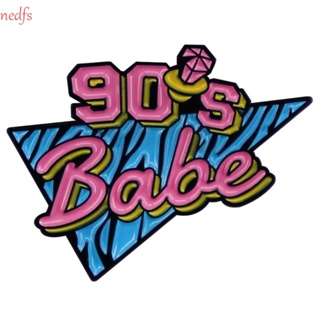 Nedfs 90s Babe Barbie Pin, เข็มกลัด โลหะผสม สวยหรู บาร์บี้, ป้ายภาพยนตร์ สีชมพู เสื้อเชิ้ตคอปก ผู้หญิง