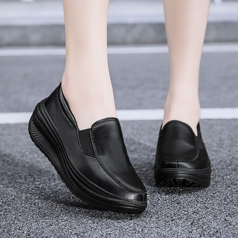 ผู ้ หญิงเบาะรองเท ้ าพยาบาลลื ่ น Cut-outs รองเท ้ าผ ้ าใบ Wedges