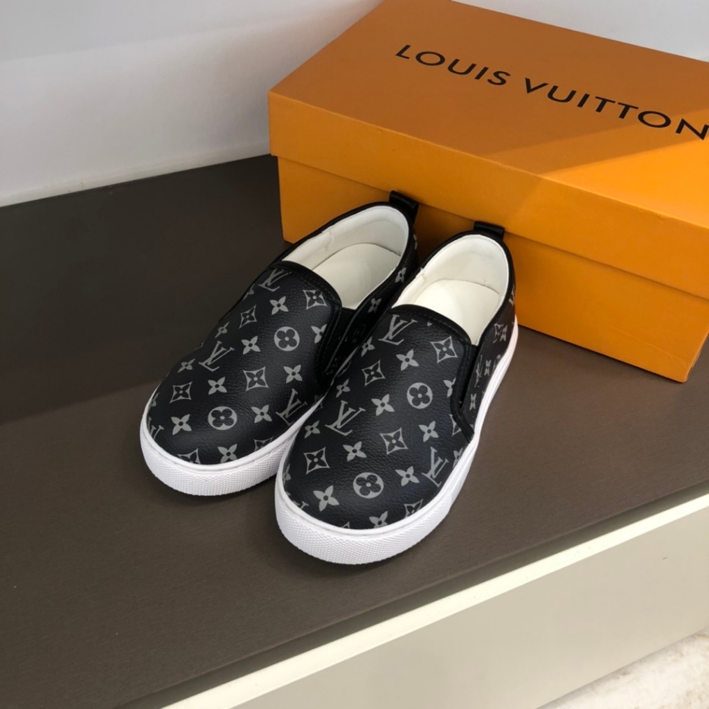 0928 Louis Vuitton รองเท้าผ้าใบหนังแบบสวมสำหรับเด็กผู้ชายเด็กผู้หญิง unisex พร้อมกล่องต้นฉบับ