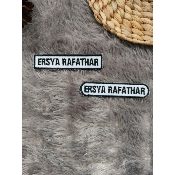 เย็บปักถักร้อยเตียง bet badge ชื่อป้ายหน้าอก COLOR 2x8 WHOLESALE UNIT