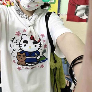 เสื้อยืดแขนสั้นลําลอง ทรงหลวม ลายการ์ตูน Sanrio Osamu Hello Kitty น่ารัก แฟชั่นสําหรับผู้ชาย และผู้หญิง Y2K