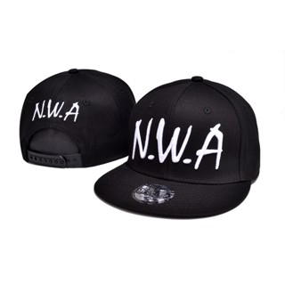 หมวกปีกแบน ปักลาย Nwa Dr Dre Eazy สีดํา