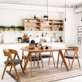 SB Design Square โต๊ะอาหารไม้ล้วน รุ่น Wogata สีไม้อ่อน แบรนด์ SB FURNITURE
