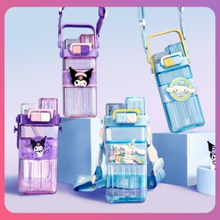 Creative Sanrio ถ้วยน้ำเด็กน่ารัก Cinnamoroll Kuromi หลอดดูดถ้วยการ์ตูนน้ำถ้วยสี่เหลี่ยมถ้วยมือถือพร้อมสายรัดแบบพกพาเครื่องมือกลางแจ้ง [COD]