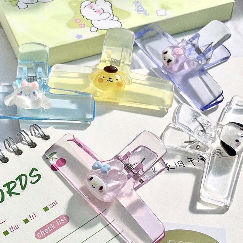 SANRIO คลิปหนีบกระดาษ อะคริลิคใส ลายซานริโอ้ แบบเรียบง่าย สร้างสรรค์ สําหรับสํานักงาน โรงเรียน เครื่องเขียน จํานวน 1 ชิ้น