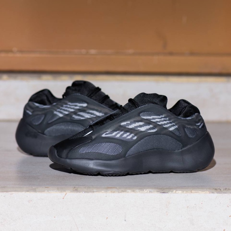 Adidas Yeezy 700 V3 Alvah Sneakers แฟชั่น