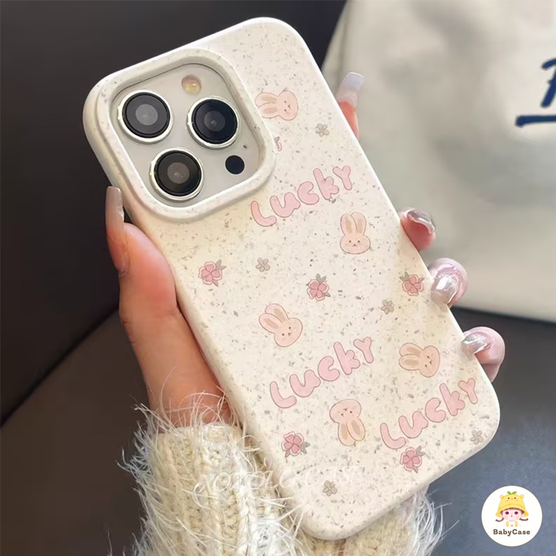 การ์ตูนกระต่ายง่ายตัวอักษรน่ารักเชลล์เข้ากันได้ iPhone 15 11 14 12 13 Pro MAX 7 6 6s 8 15 Plus X XR XS MAX SE 12 13 mini