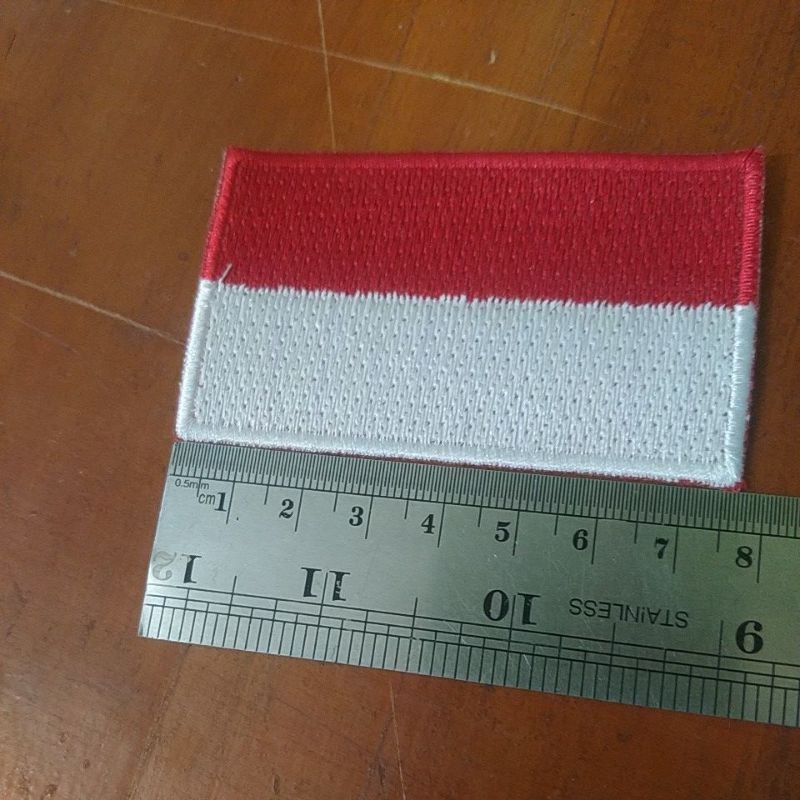 MERAH เย็บปักถักร้อยเย็บปักถักร้อยสีแดงและสีขาว Bet เย็บปักถักร้อย ± 5x7 ซม. สามารถสั่งซื้อเป็นรายบุ