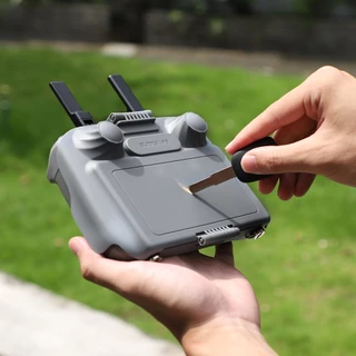 Sunnylife 2 In 1 ป้องกันหน้าจอสําหรับ DJI Air 3S RC 2/Air 3/Mini 4 Pro/Mini 3 Pro/RC/RC 2 รีโมทคอนโทรล Sun Hood ม่านบังแดดฝาครอบป้องกัน