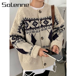 Solenne เสื้อแฟชั่นผู้หญิง เสื้อแขนยาว คลุม ไหมพรม ครอปเสื้อแขนยาว WMY23907W7 36Z230909