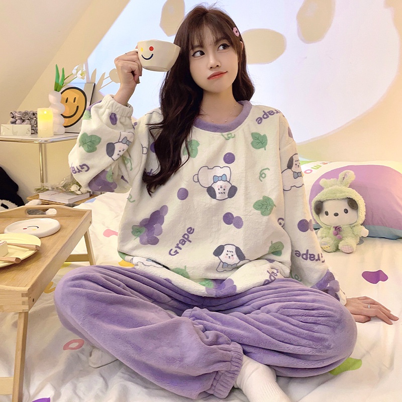 DIDIKAชุดนอนผ้าสักหลาดรุ่นฤดูใบไม้ร่วงและฤดูหนาวสำหรับผู้หญิงการ์ตูน2023รุ่นใหม่ฤดูหนาวผ้ากำมะหยี่ปะ