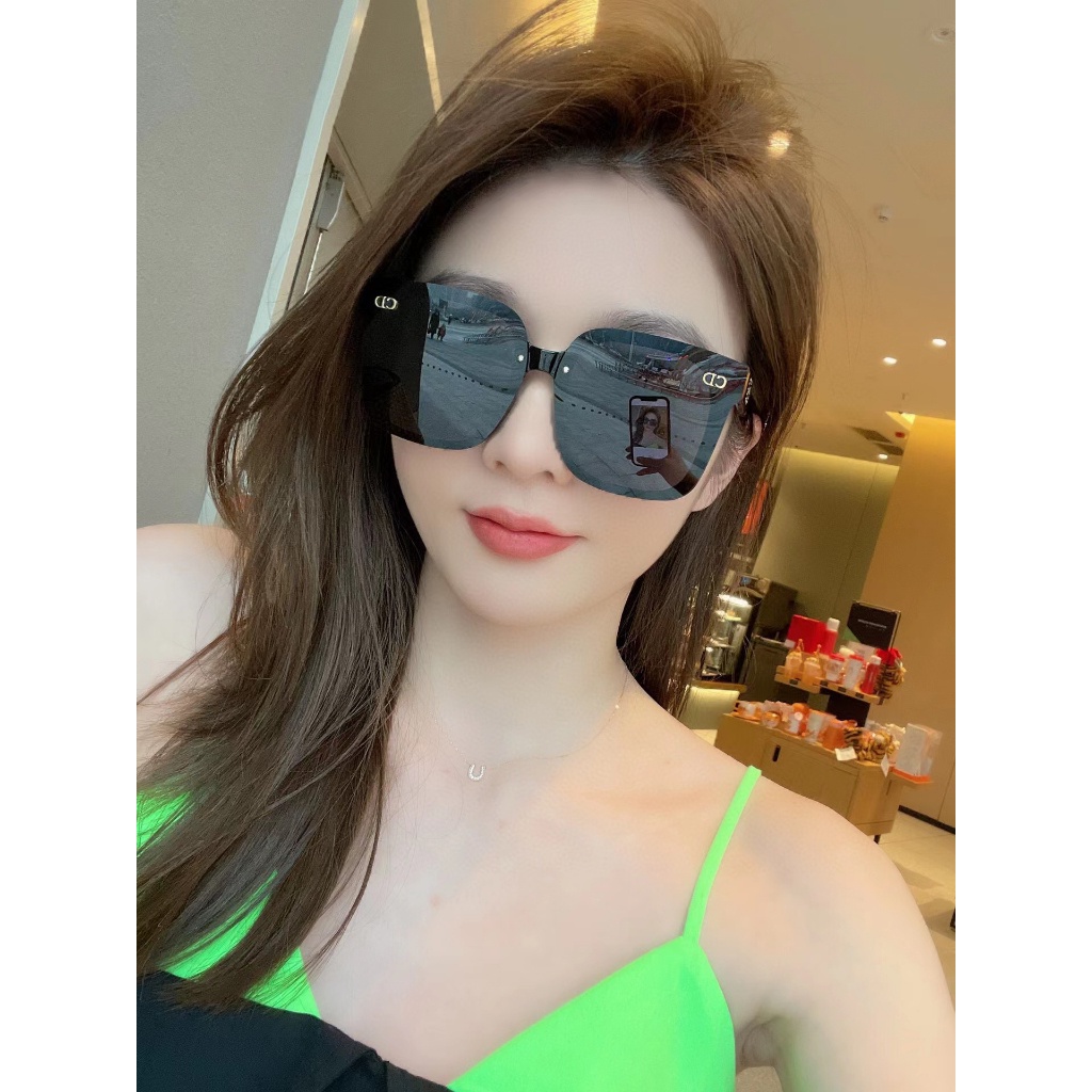 แว่นกันแดด DD UNIQUE แว่นกันแดดสุดหรู