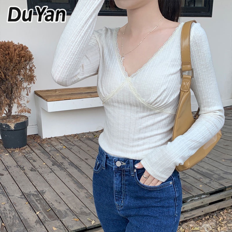 Du Yan เสื้อยืดแขนยาว คอวี ผ้าลูกไม้ สีพื้น ทรงสลิมฟิต สําหรับผู้หญิง