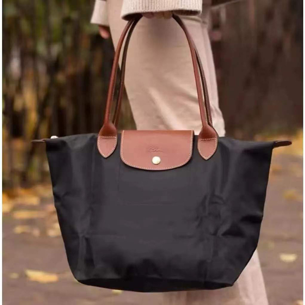 พร้อมสต็อกต้นฉบับและแท้ 100% Longchamp Le Pliage 1899/2605/089 กระเป๋าสะพายไหล่ขนาดใหญ่ของผู้หญิงกระเป๋า Messenger กระเป๋าถือขนาดกลาง Dumpling Bag Tote Bag Organizer Bag
