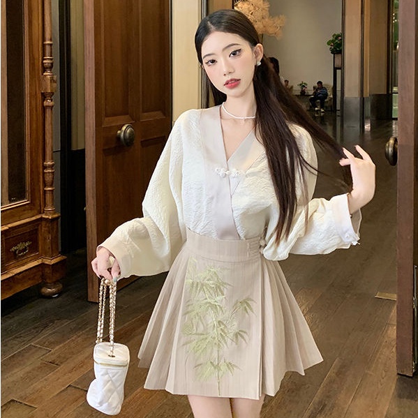 ใหม่ เสื้อเชิ้ตแขนยาว คอวี ปักลายม้า จับจีบ สไตล์จีน สําหรับผู้หญิง