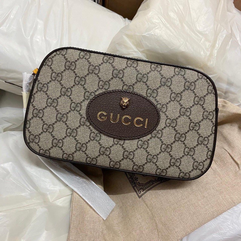 ใหม่ของแท้ ถูกที่สุด ของแท้ 100% Gucci Supreme Crossbody Bag