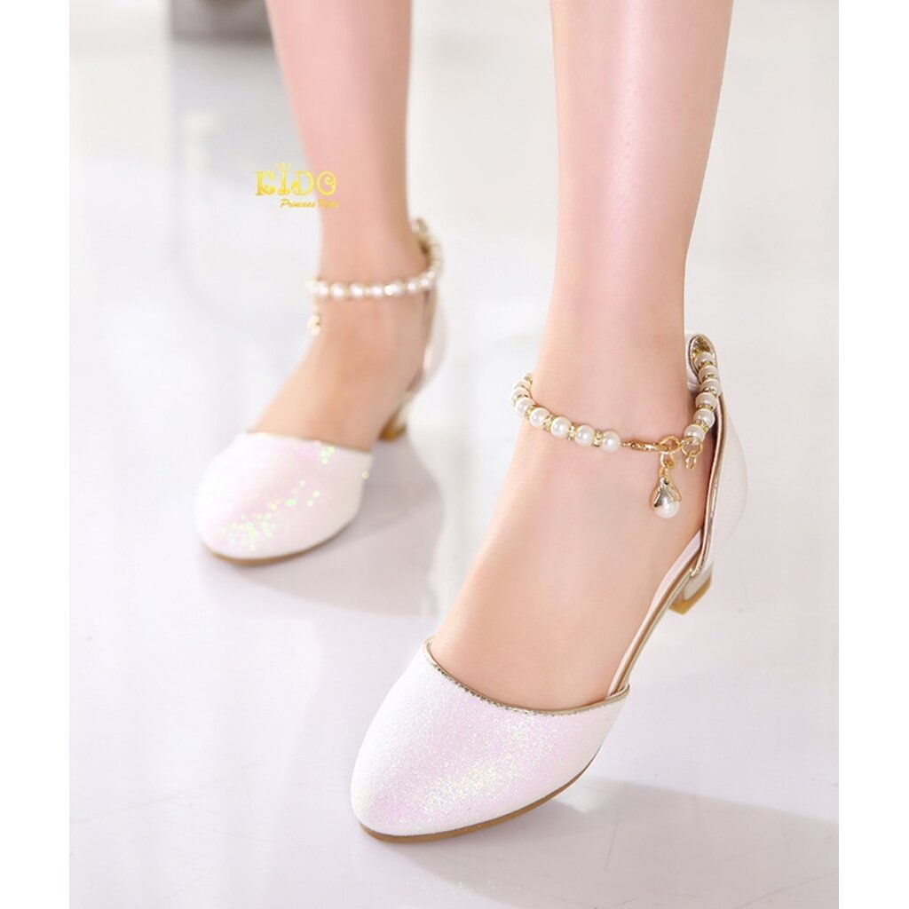 รองเท้าเด็ก(หน้าร้านอยู่รัชดา ลองได้)H145 สีขาว เปิดข้างสายรัดข้อมุก