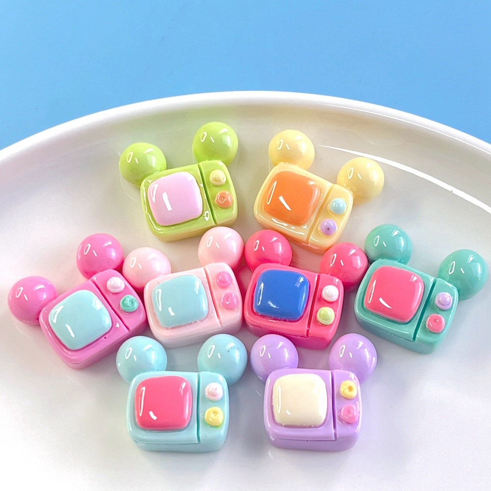 [3 #] Jibbitz Crocs Nini TV เครื่องประดับเรซิ่น ขนาดเล็ก 2.3 * 2.6 * 1.1 ซม. สีครีม ที่คาดผม เครื่องประดับผม เคสโทรศัพท์ บ้าน รองเท้า หัวเข็มขัด อุปกรณ์เสริม SC