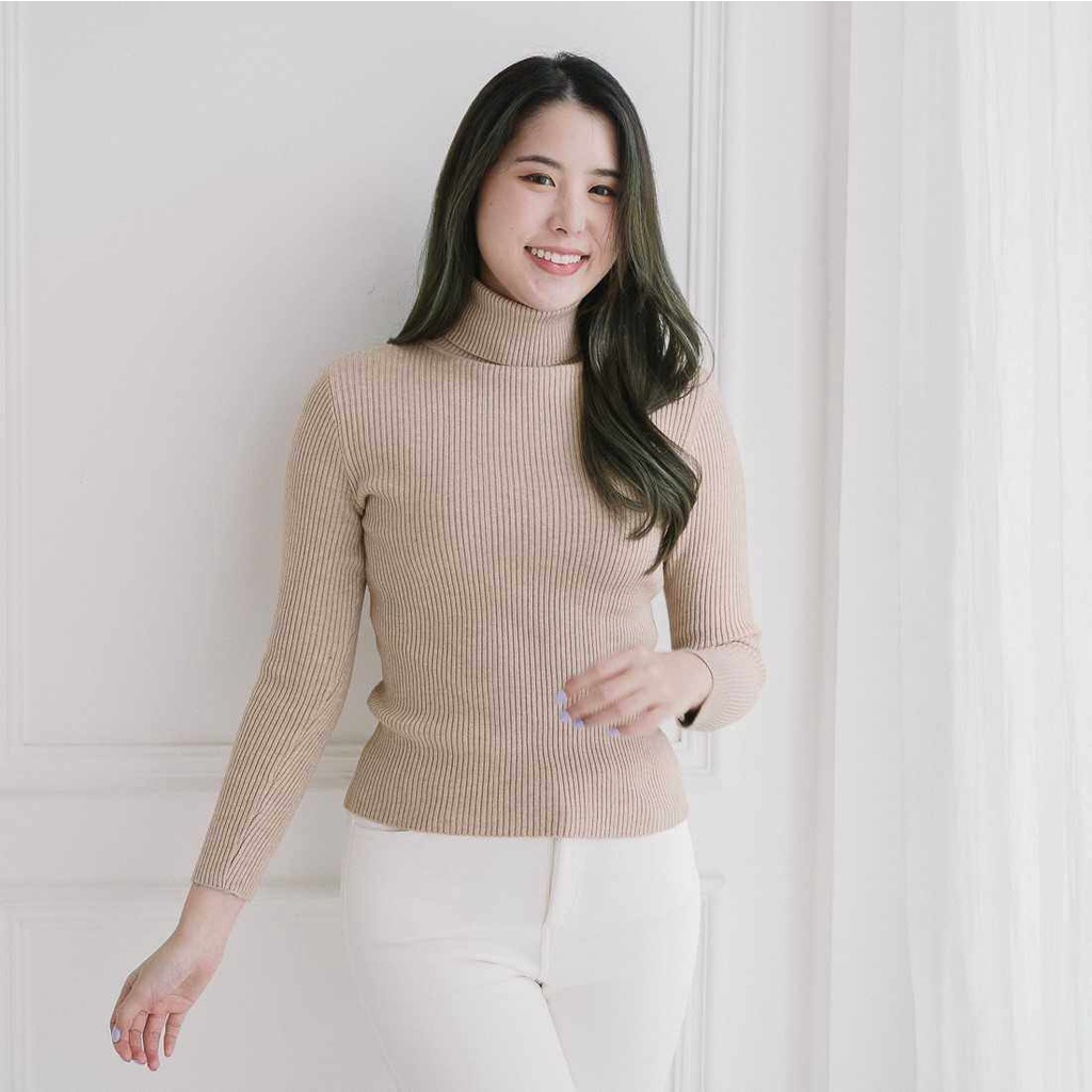 SNOWCOVER - SC128 Becca Sweater เสื้อไหมพรมคอเต่า ทรงเข้ารูปพอดีตัว ผ้านุ่ม ยืดเยอะ ใส่สบาย หนากำลังดี