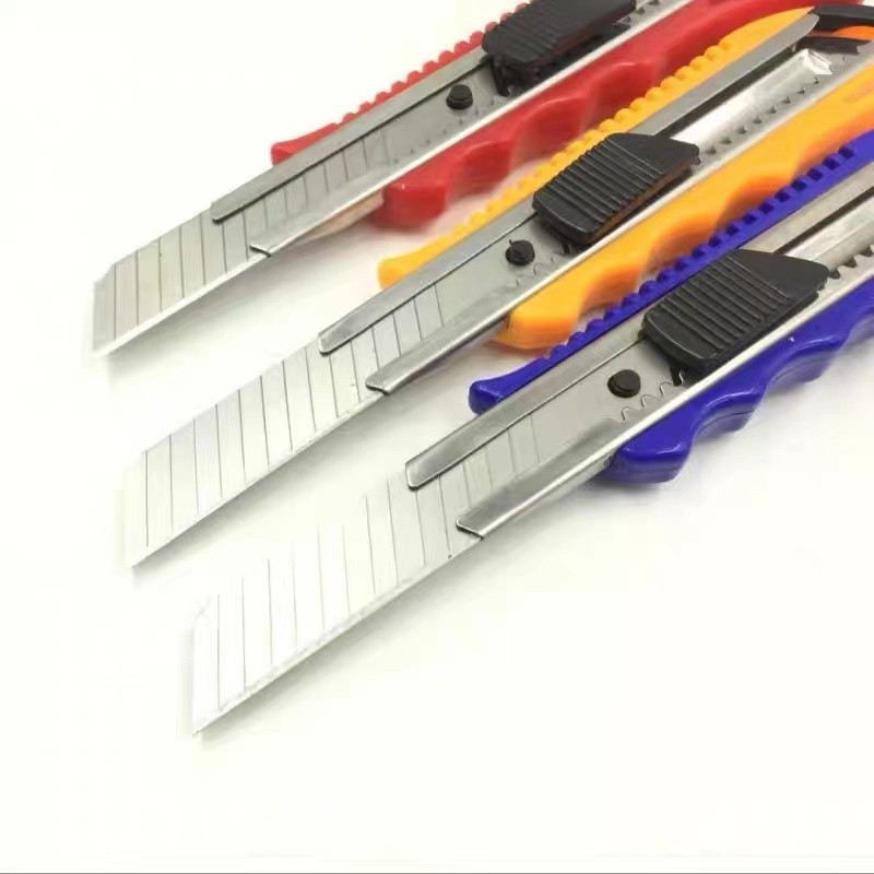 มีดคัตเตอร์ ใหญ่ราคาถูก ใบมีดคม แบบพกพา เครื่องตัดกระดาษมีด มีดยูทิลิตี้ - รูปที่ 2