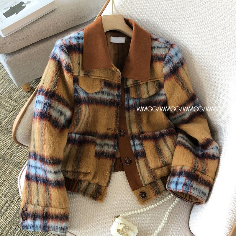 ทวีดแจ็คเก็ตผู้หญิงฤดูใบไม้ร่วงฤดูหนาวออกแบบ ซอก แจ็คเก็ตอ่อนโยนสไตล์ขี้เกียจลายสั้นหนาเบาะผ้านวมด้านบนฝรั่งเศส ผอมลง ดูหลวมอารมณ์ด้านบนสั้นแจ็คเก็ตด้า