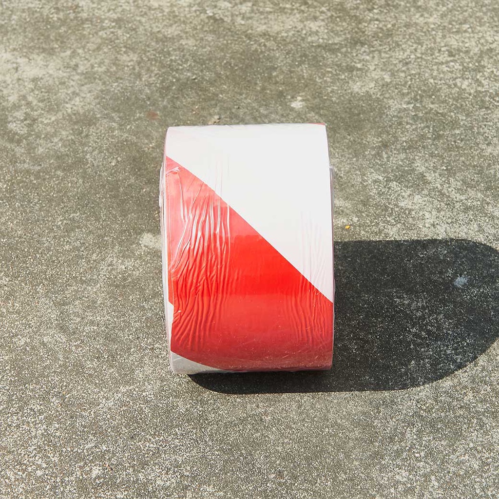 เทปยูโรกั้นเขต ขาว-แดง 3นิ้วx200M ใช้กั้นแสดงเขตงานจราจร พื้นที่หวงห้าม ผลิตจากพลาสติกใหม่ PE 100% YAMADA - รูปที่ 3