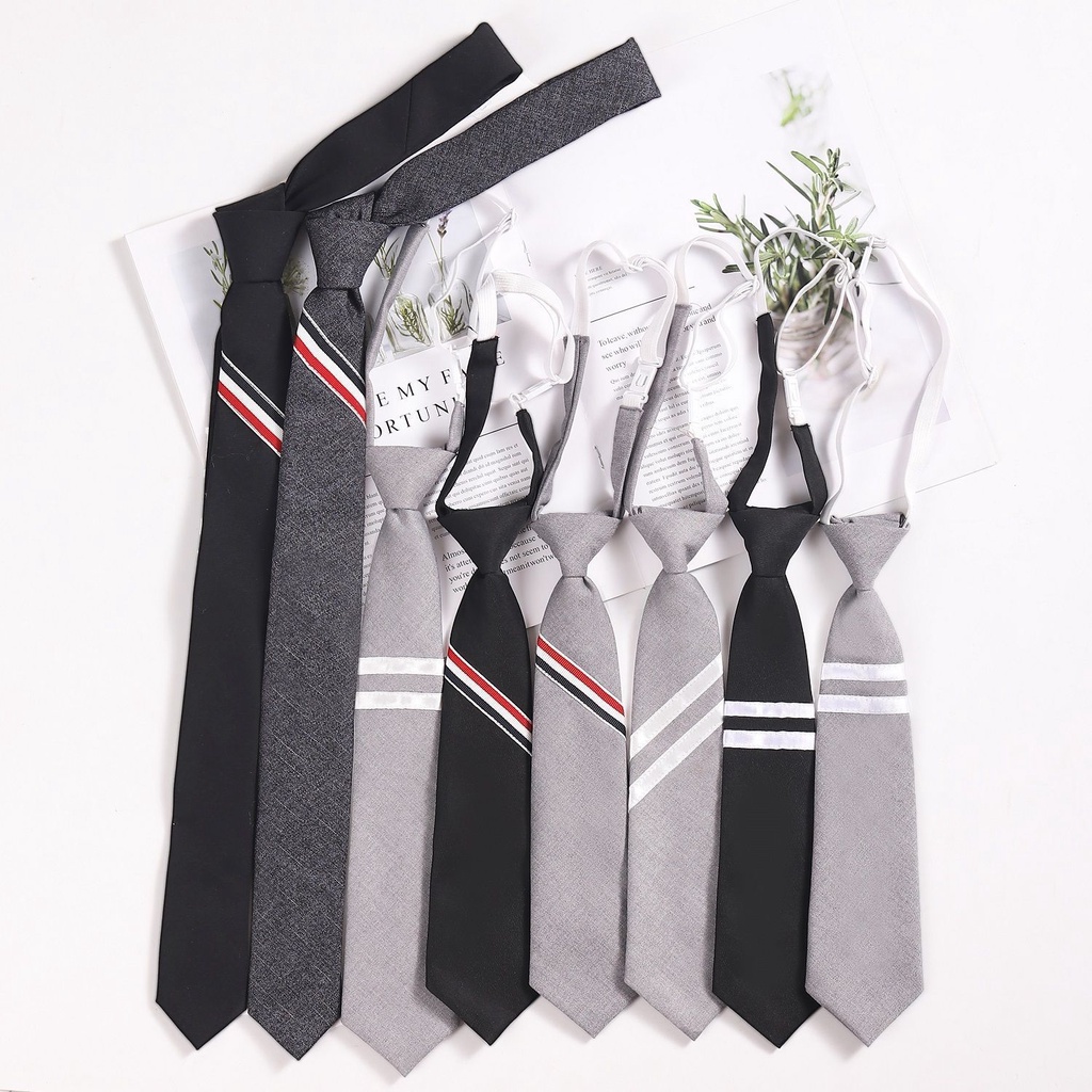 เสื้อเชิ้ตลําลอง แขนสั้น ลายทาง สีเทา สีดํา สไตล์เรโทร สําหรับผู้ชาย และผู้หญิง