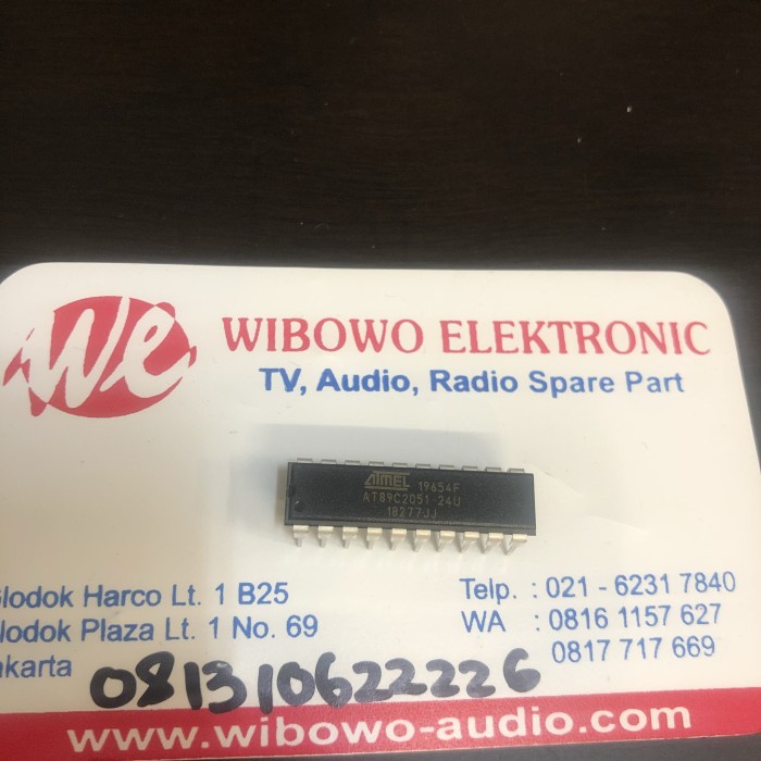 AT89C2051 ATMEL 89C2051 24U ORIGINAL JI27