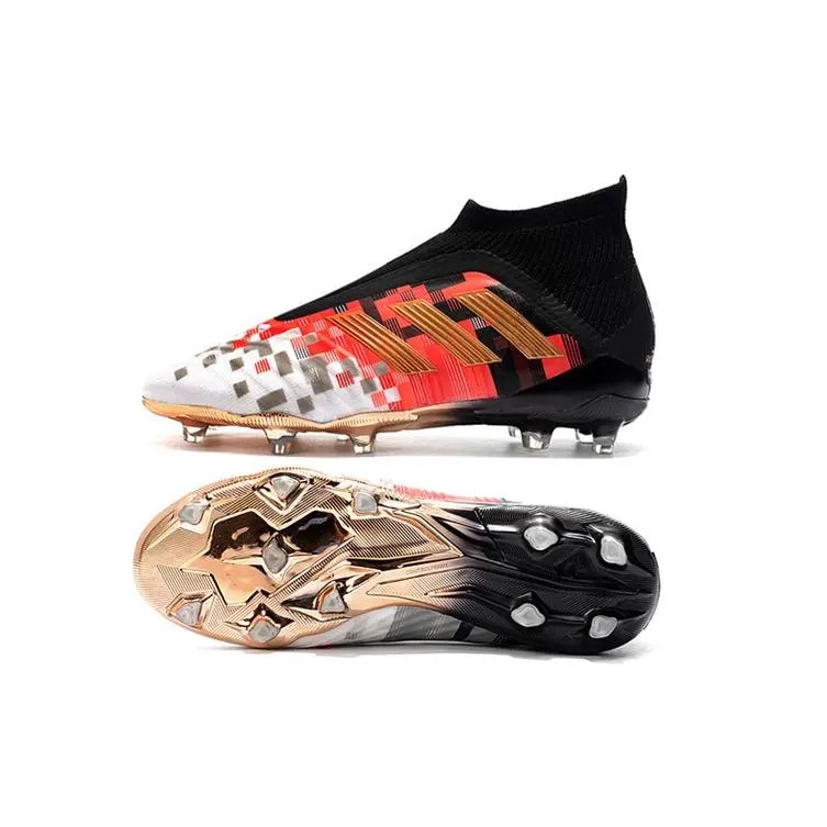 【บางกอกสปอต】Adidas Predator 18+x Pogba FG รองเท้าฟุตซอล รองเท้าฟุตบอล Futsal shoes ป้องกันการสึกหรอ