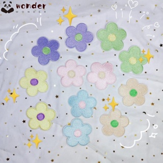 Wonder แผ่นผ้าโพลีเอสเตอร์ ปักลายดอกไม้ ขนาด 6.6 * 6.6 ซม. 6 สี (ฟ้า ชมพู ม่วง เหลือง เขียว ส้ม) 12 ชิ้น