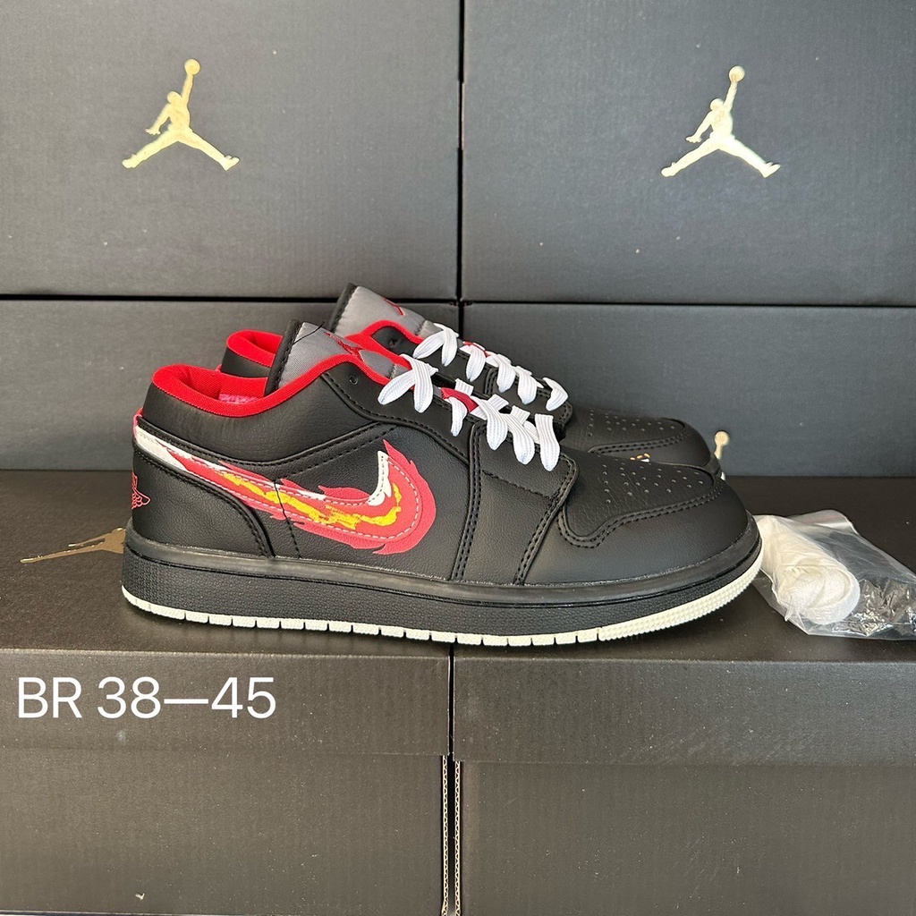 รองเท้าผ้าใบ Nike Jordan (กล่อง+ใบเสร็จ) Grade Hiend ไซส์ 36--45 รองเท้าผ้าใบผู้ชายและผู้หญิง