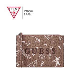 GUESS กระเป๋าสตางค์ผู้หญิง รุ่น FF903964 ROXBERRY SLG WRISTLET สีน้ำตาล