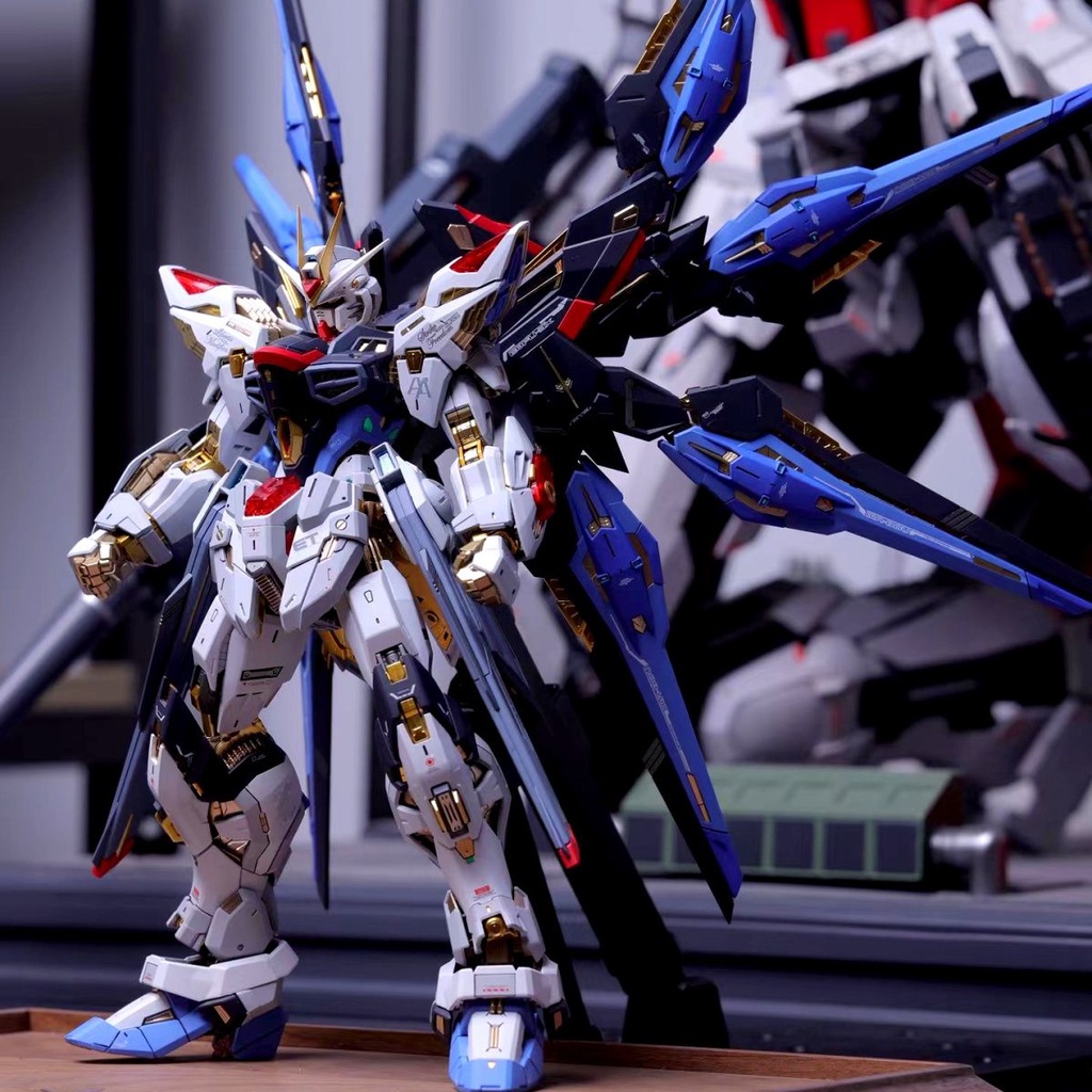 พร้อมส่ง โมเดลหุ่นยนต์กันดั้ม HG Red Heresy Mecha Robot Strike Free Unicorn Figure MG ของเล่นสําหรับเด็ก
