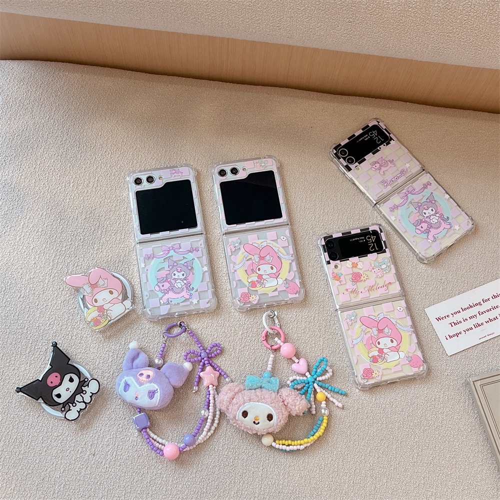 เคสโทรศัพท์มือถือแบบนิ่ม ลายการ์ตูนอะนิเมะ sanrio Kuromi Melody น่ารัก พร้อมจี้ห้อย พับได้ สําหรับ Samsung Galaxy Z Flip 3 ZFlip 4 5 5G