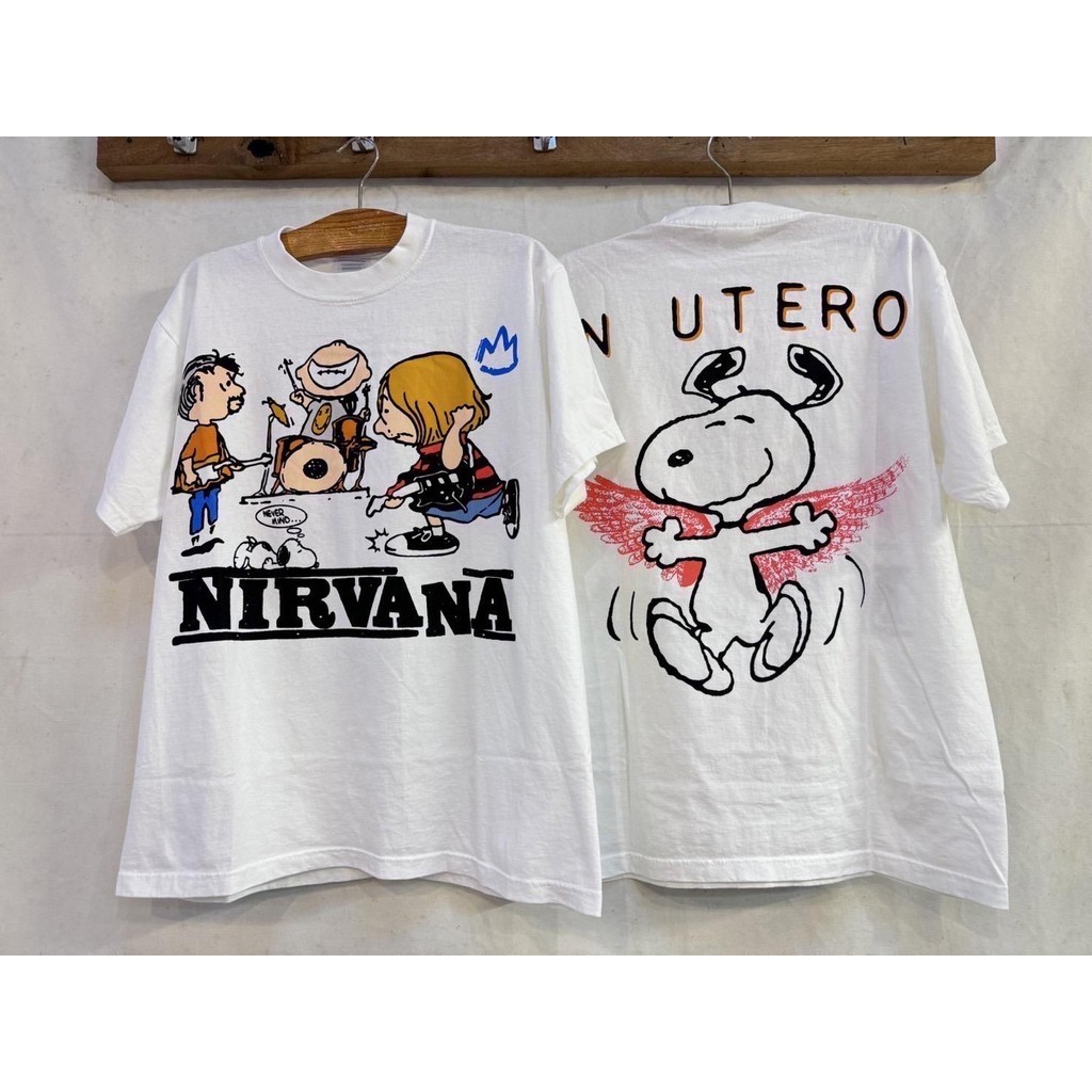 T-shirt เสื้อลายเนอวาน่าสนูปปี้ขาว(ป้ายHanes)（S-5XL）