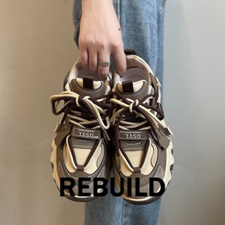 REBUILD รองเท้าผ้าใบผู้หญิง สีขาว พื้นหนา รองเท้าผ้าใบส้นสูงส้นหนา รองเท้าแฟชั่น ผูกเชือก 2023 NEW B95F4BU 37Z230911