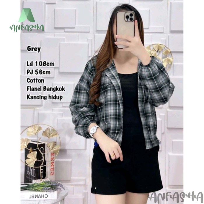 KEMEJA KARINA FLANNEL BLOUSE / TARTAN FLANNEL SHIRT - เสื้อท็อปผู้หญิง - GREY ทุกขนาด