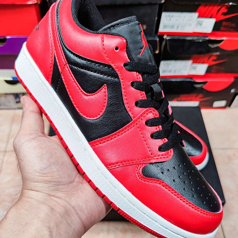 รองเท้าผ้าใบ Nike Air Jordan 1 Retro Low 'Varsity Red' aj1 สันทนาการ