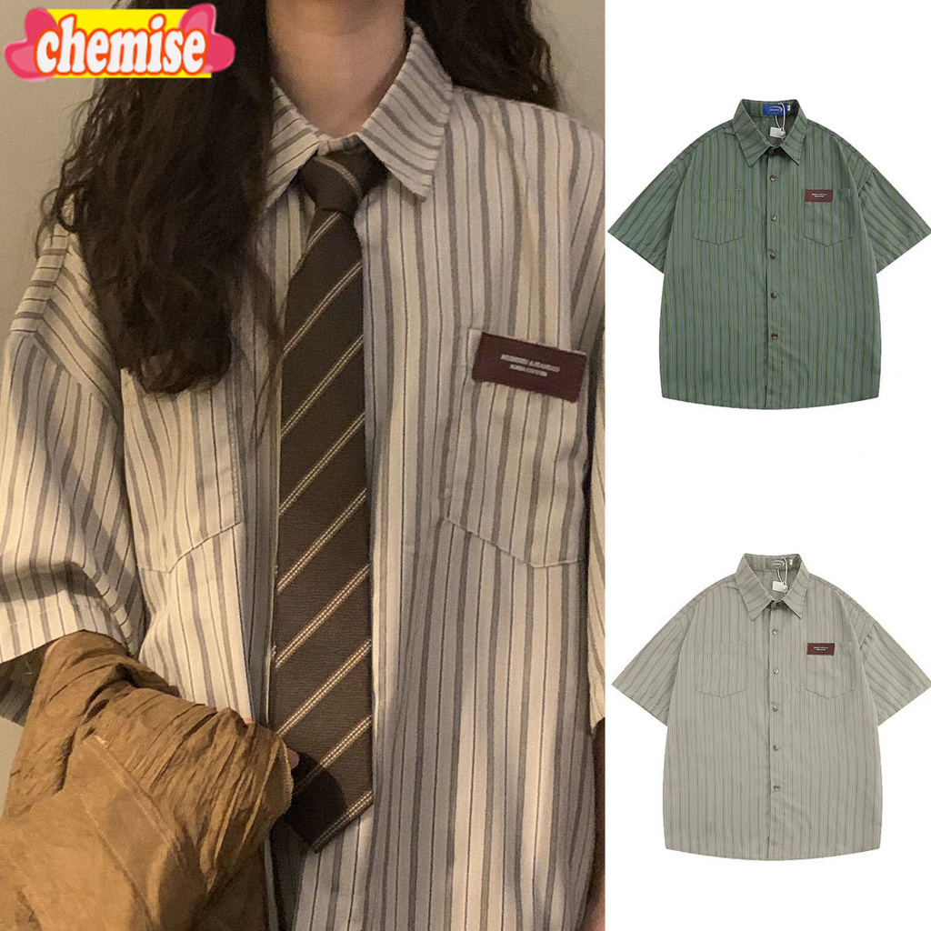 🦋Chemisegrace W300🦋✨เสื้อเชิ้ตแขนห้าส่วน ลายทาง เสื้อเชิ้ตแขนสั้น ทรงหลวม สไตล์วินเทจ ฮ่องกง