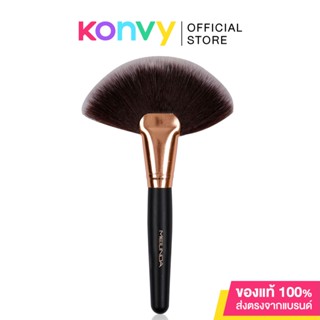 Mei Linda Professional Fan Powder Brush.