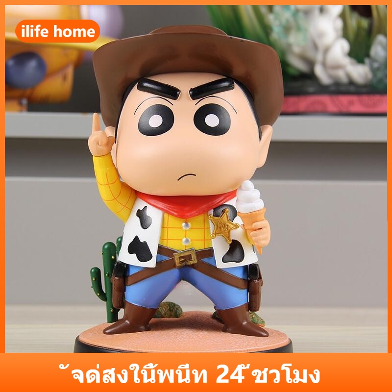 จัดส่งจากประเทศไทย โมเดลฟิกเกอร์ อนิเมะ Toy Story Crayon Shin chan Woody Cowboys ของขวัญ สําหรับตกแต่งบ้าน เค้ก