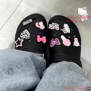 Hottie kitty Shoe buckle CROCS Jibbitz set（ไม่รวมรองเท้า）CROCS Jibbitz จี้กระดุม 3D อุปกรณ์เสริม สําหรับตกแต่งรองเท้า diy