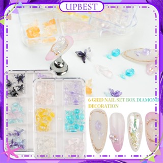 ♕ 6 Grids Nail Art Butterfly เครื่องประดับทิวลิป สีสัน Elf สามมิติน้ำแข็งเจาะโปร่งใส อุปกรณ์ตกแต่งเล็บแต่งเล็บสำหรับร้านเล็บ 2 แบบ UPBEST