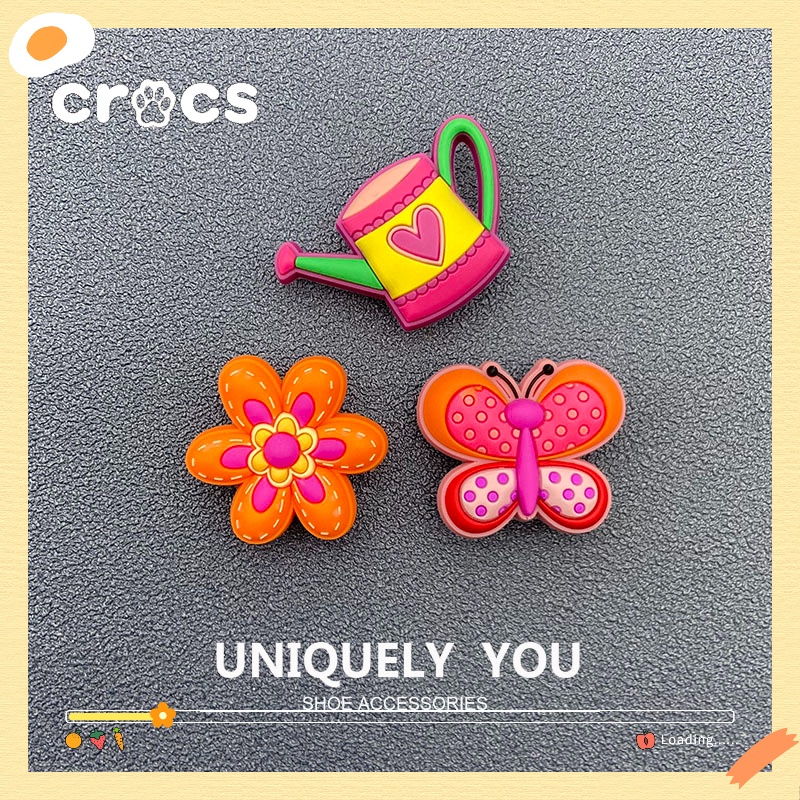 Crocs Jibbitz หัวเข็มขัด รูปดอกไม้น่ารัก สามชิ้น อุปกรณ์เสริม สําหรับตกแต่งสวน 2023