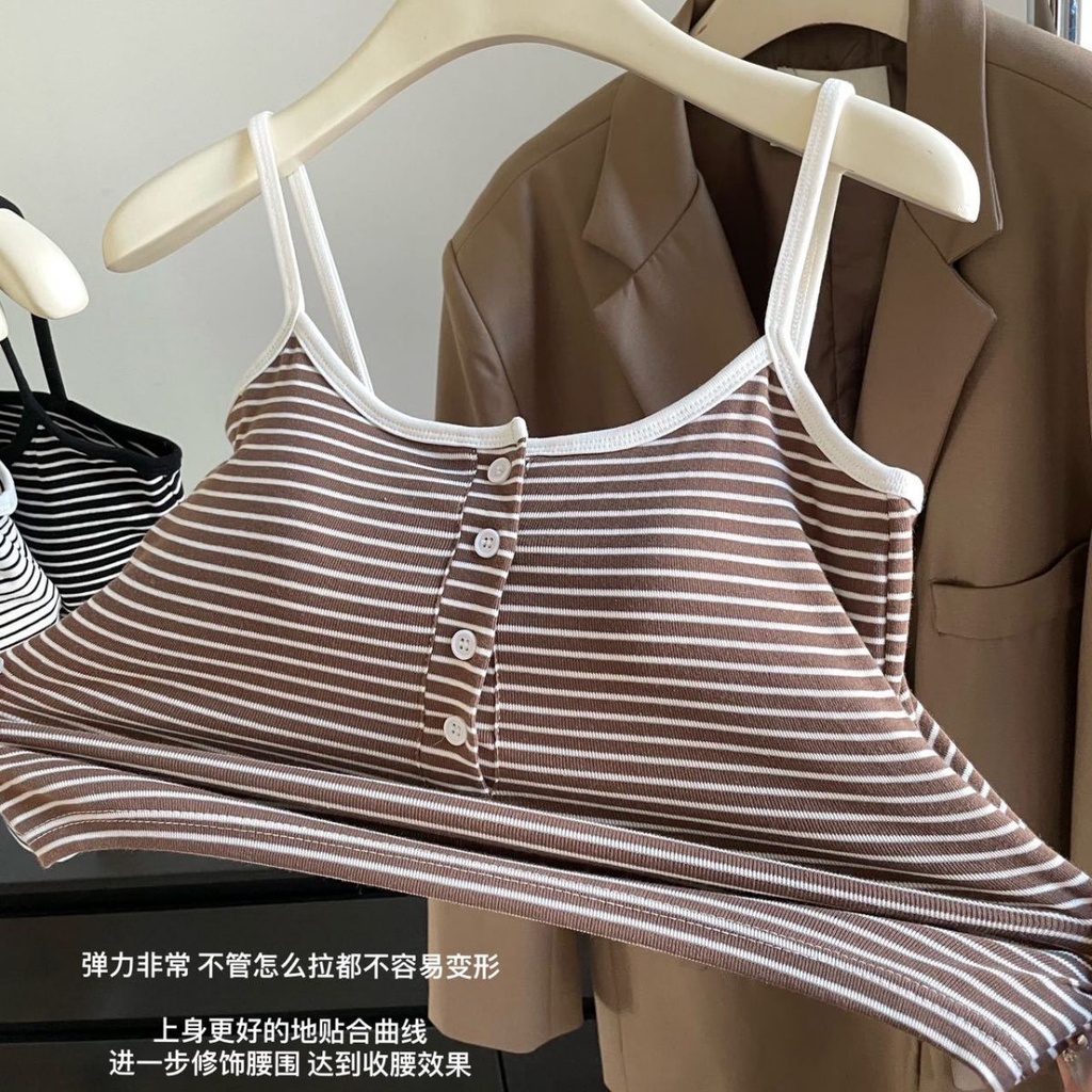 เสื้อสายเดี่ยว ฟองน้ำในตัวเย็บติดเนื้อผ้า ลายทาง พร้อมแผ่นรองหน้าอก ทรงสวยใส่สบายผ้านิ่มตกเเต่งกน