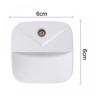 โคมไฟติดผนังอัจฉริยะ แบบสวิตช์อัตโนมัติ ขนาด 6x2.3x6 ซม.