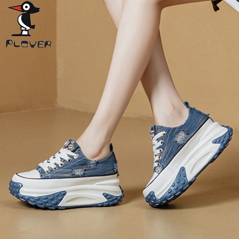 รองเท้าผ้าใบเสริมส้น รองเท้าผ้าใบผู้หญิง แฟชั่นเกาหลี ก้นหนา ผ้าใบยีนส์ ลําลอง สูง5ซม สําหรับสตรี และนักเรียน ใหม่